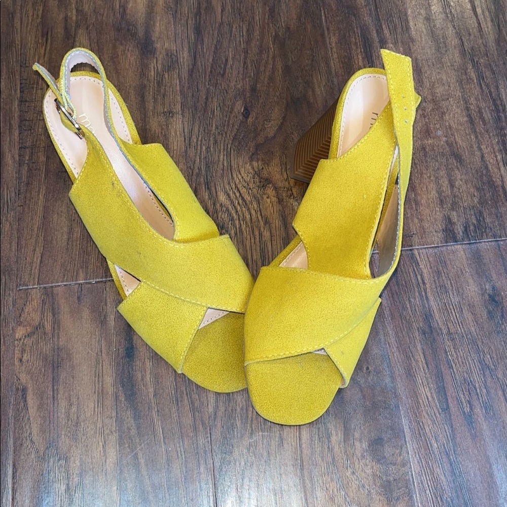 Yellow wedge  shoes